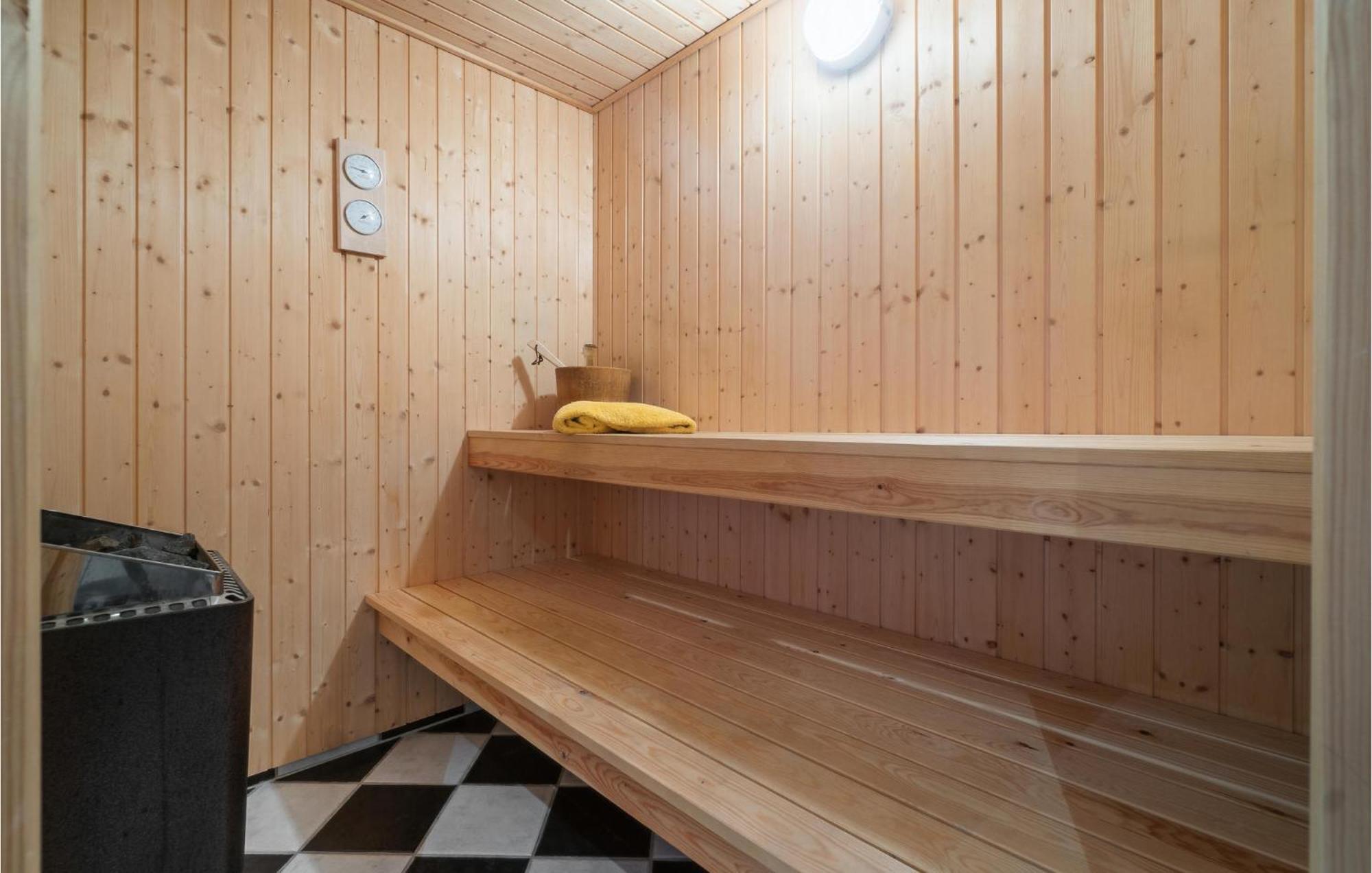 Amazing Home In Hasle With Wifi Luaran gambar